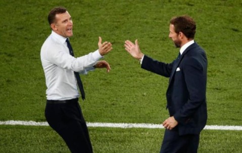 开云体育app-凯恩：我知道没进决赛的痛苦 舍瓦：高空球无能为力